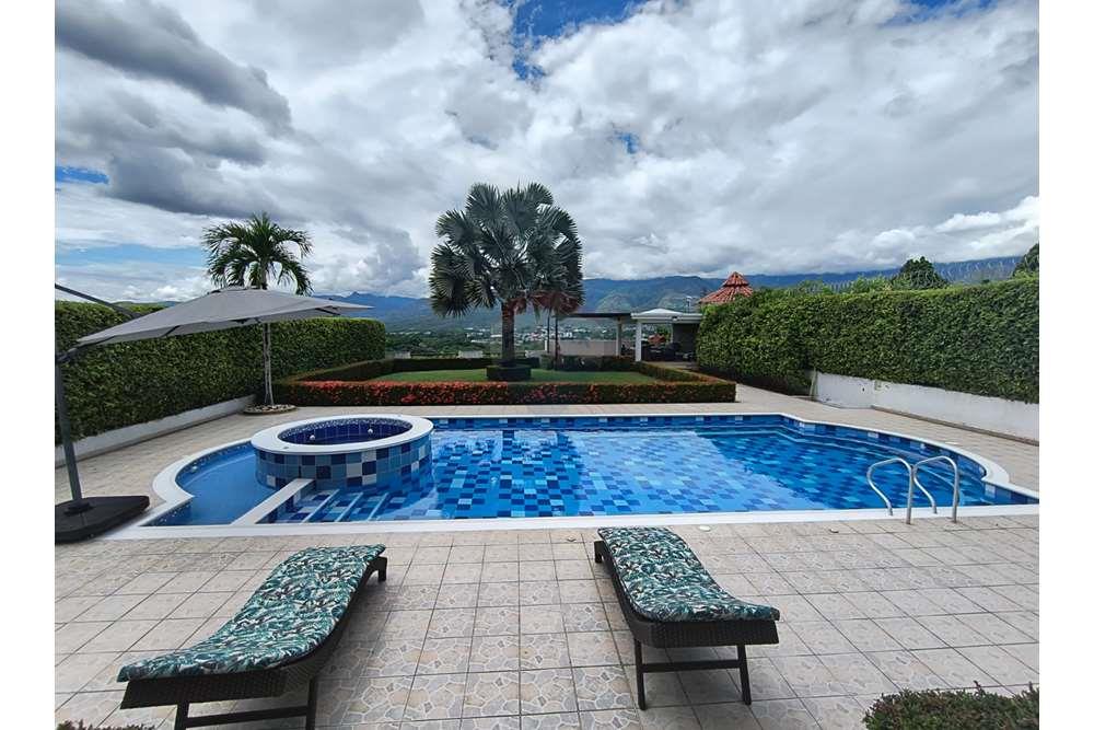 Beautiful Single family home